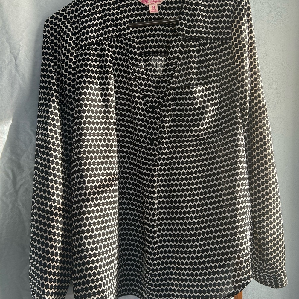 Candies blouse half button down